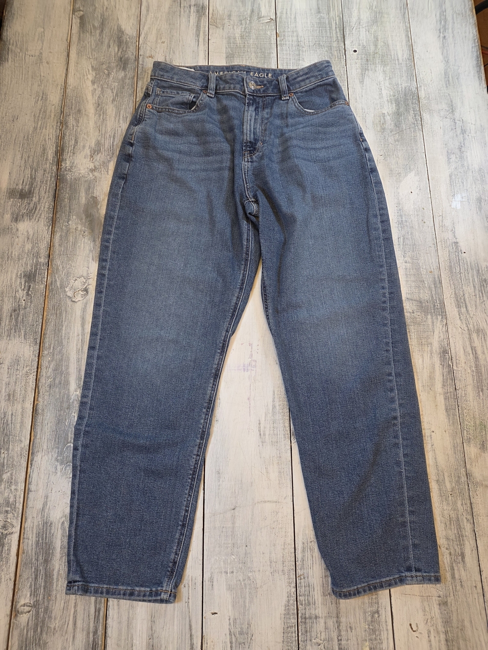 American Eagle Outfitters Women’s High-Rise Straight Leg Blue Mom Jeans sz 2